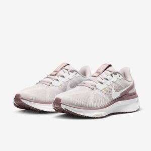 Women's Nike Running Sneakers Air Zoom Structure 25 in White and Mauve
